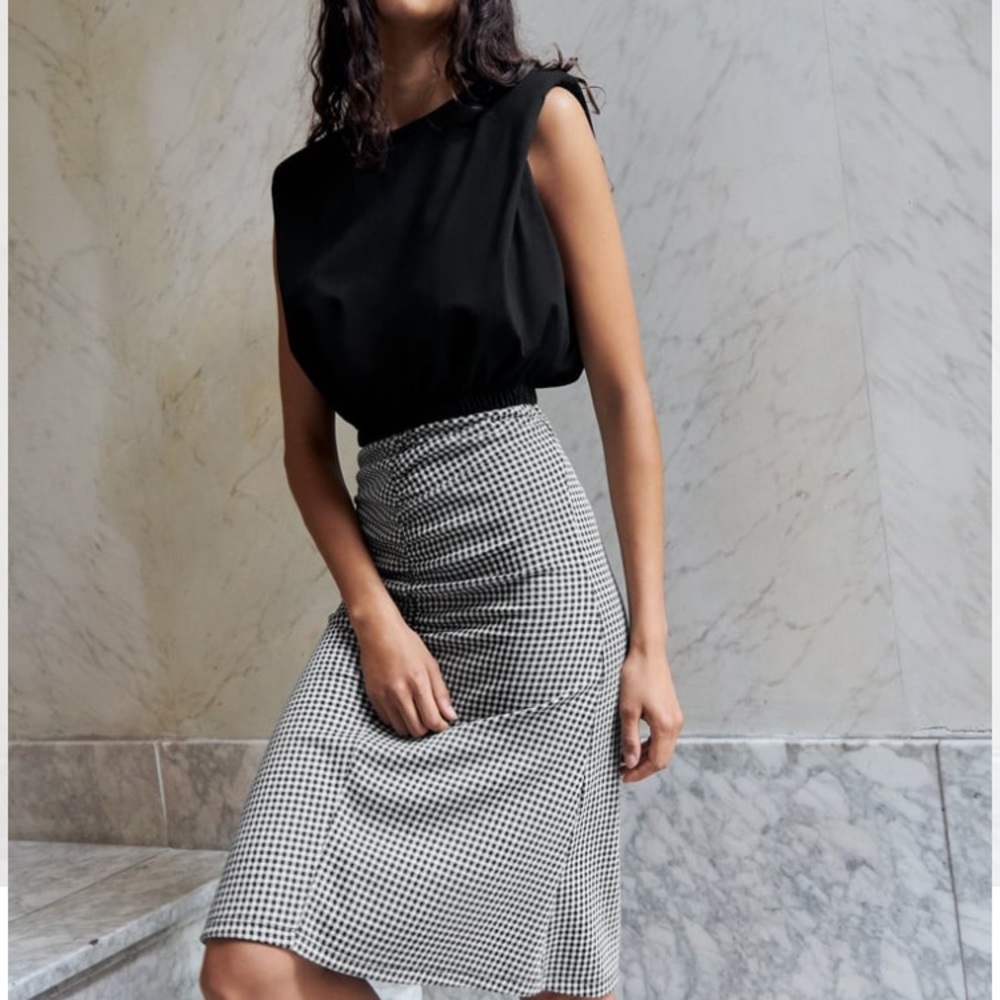 COPY - ZARA shoulder pad shirts sizeS